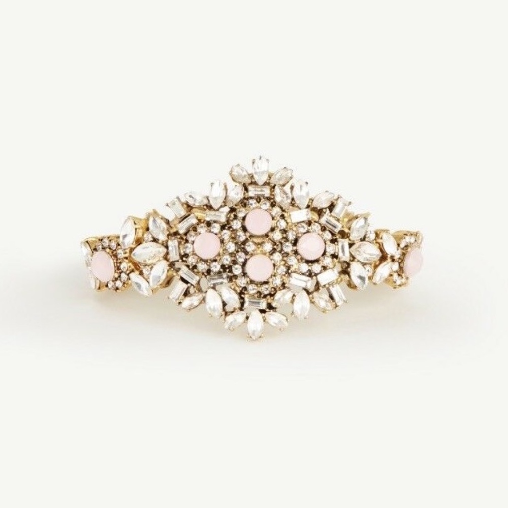 Ann Taylor Crystal Cluster Stretch Bracelet $49.50